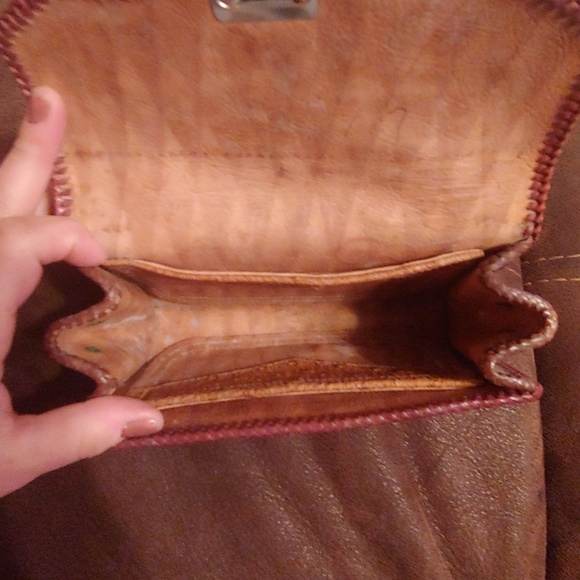 Handmade leather clutch - Picture 2 of 3